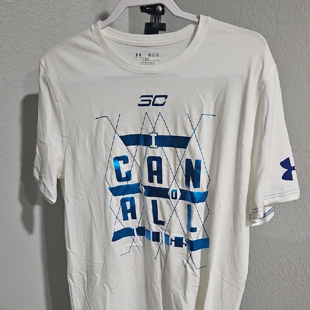 Under Armour Men's White and Blue Graphic T-Shirt